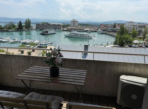 Romanshorn Apartment | book2stay - Lakeview Apartment