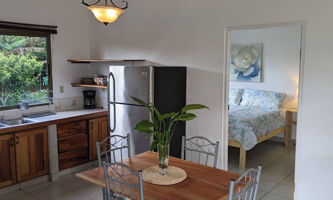 Boquete Apartment | Boquete Panama Large 1/1 Apartment Quetzal 2 Fully Furnished Vacation Rental