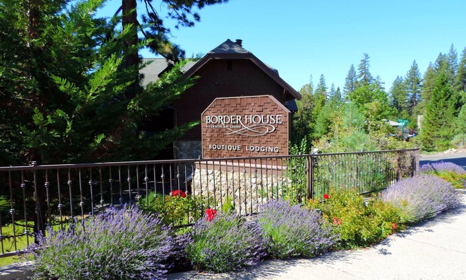 Crystal Bay Hotel | Border House at Crystal Bay Casino