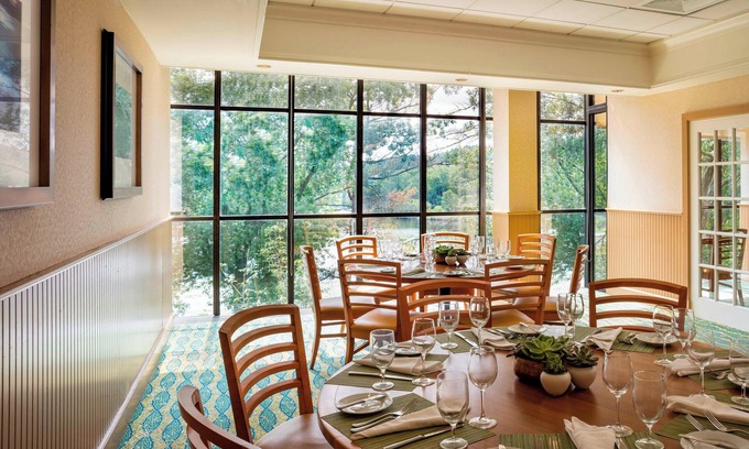 Auburndale Hotel | Boston Marriott Newton