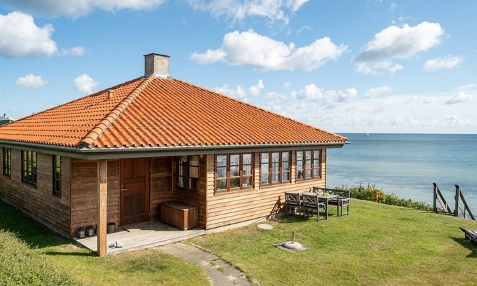 Ullerslev House | "Botmar" - 10m from the sea by Interhome