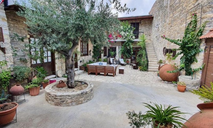 Pano Lefkara Villa | Bougainvillea House Lefkara