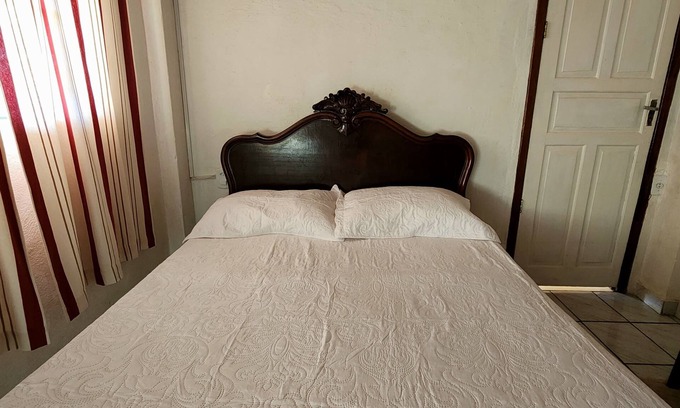 Paty do Alferes Cottage | Large house in the center of Paty do Alferes, 20 minutes from the Dinosaur Park