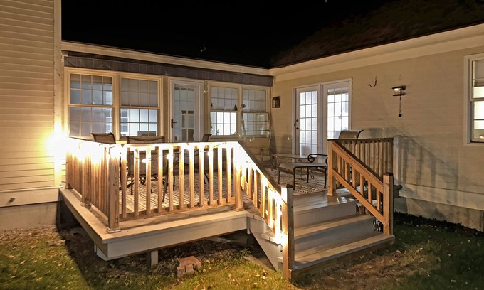East Haven Rutland County Apartment | BRAND NEW 20 min to Killington! Indoor garage, furnished, renovated, fast Wifi!