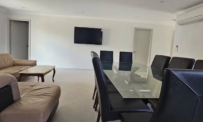 Fairfield West House | Brand new fully accessible 5 bedroom house