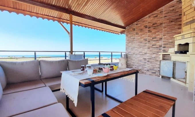 Cenger Apartment | Brand New House by the Sea -Perfect Beach Vacation