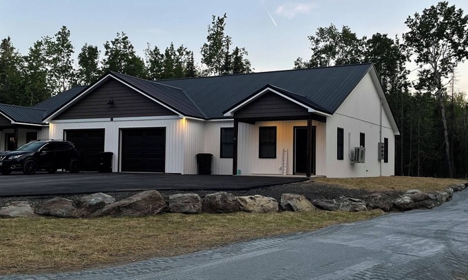 Brewer Condo | Brand New Modern 2 bedroom 2 bath single level
