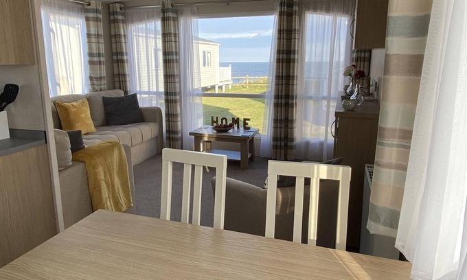 Hirst House | Brand New Sea View Platinum Grade 8 Berth Caravan