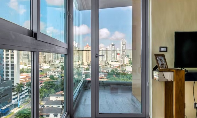 Tumba Vieja Apartment | Breath-taking Ocean View