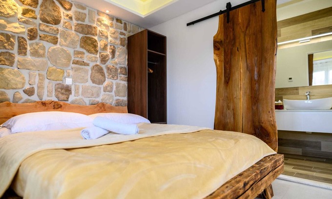 Vrlika Villa | Breathless and luxurious villa Rejo