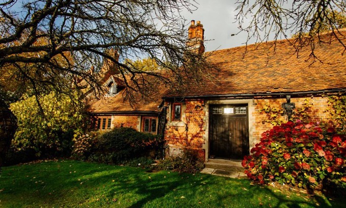 Burnham-on-Crouch House | Breathtaking Elizabethan Manor House