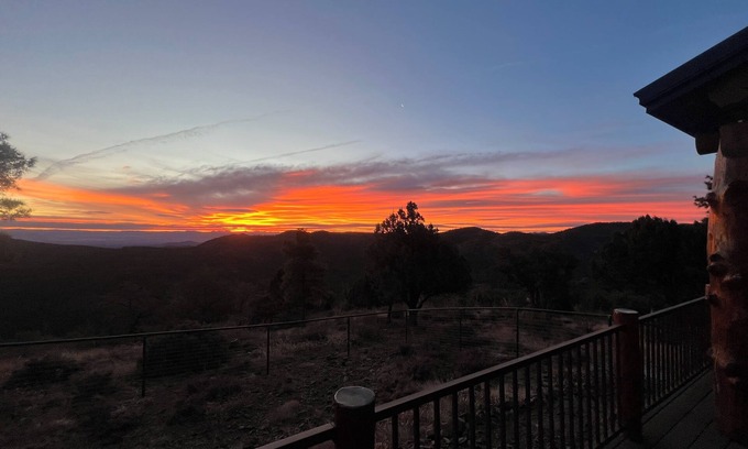 Prescott Cabin | Breathtaking Log Home on Your Own Mountaintop with stunning, panoramic views!