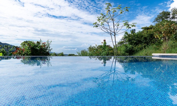 Savegre House | Breathtaking Ocean and Mountain View Home & Extensive Wildlife