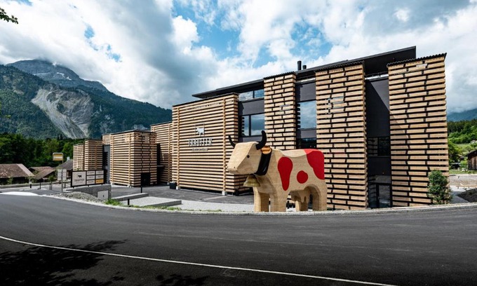 Hofstetten bei Brienz Hotel | Bretterhotel