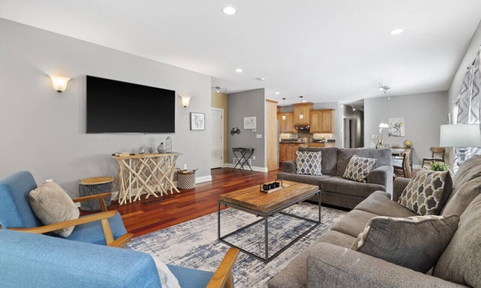 Brewers Hill Condo | Brewers Hill Belle, 3 bed, 3 bath, & balcony