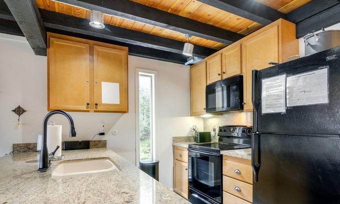 Brian Head Apartment | Brian Head Vacation Rental: Walk to Giant Steps!