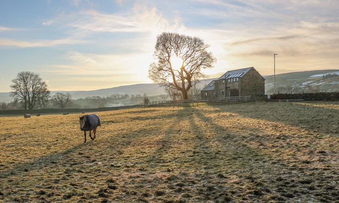 Wearhead Cottage | BRIAR BARN, pet friendly, luxury holiday cottage in St John's Chapel