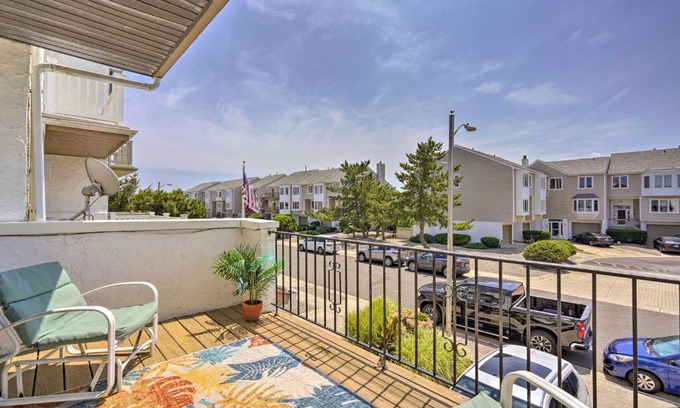 Southend House | Brigantine Retreat with Balconies - Walk to Beach!