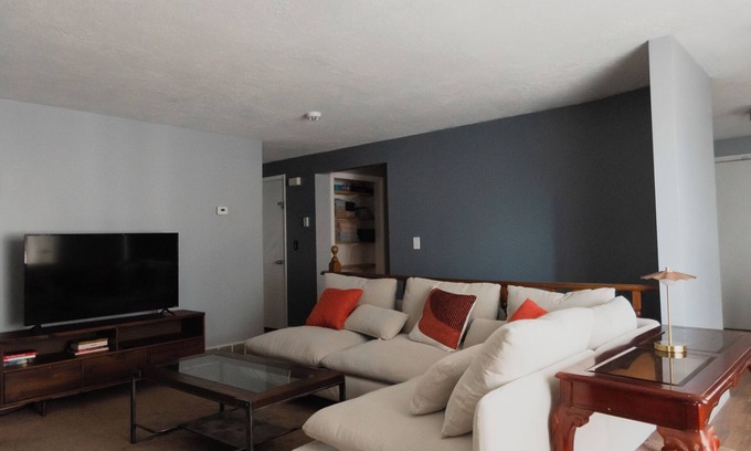 Murray Apartment | Bright and Peaceful Apt in Midvale - 10 min. to the Wasatch Front