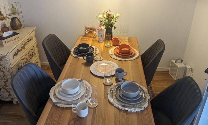 Munchen District Apartment | Bright and spacious apartment (52 sqm) for up to 3 people, free Wi-Fi & Parking