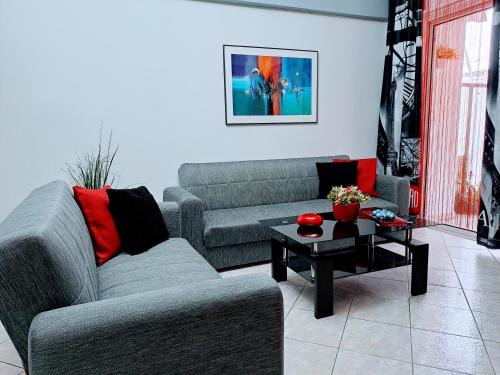 Nea Palatia Apartment | Bright apartment in Nea Palatia Oropos