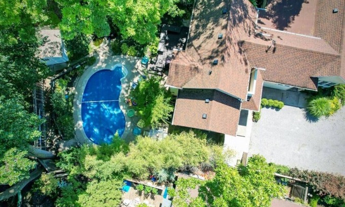 Historic Old Town Villa | Bright & Beautiful Villa with Pool