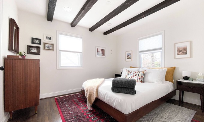 Wheaton House | Bright Cape Cod, Perfect for Families, Near Metro