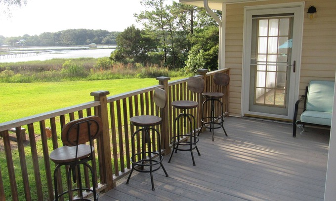 Johns Island House | Bring the boat and water toys!Riverfront boatdock pool kayaks gamerm 6/5bd/bath