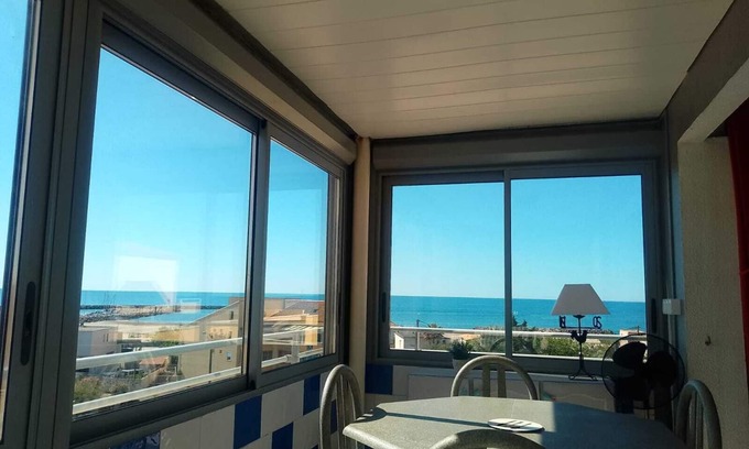 Frontignan Apartment | Brise de mer - Apartment with sea view, 100 meters from the beach, pet friendly!