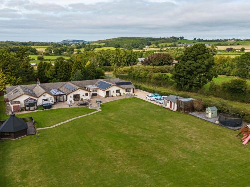 Lloc House | Brookway Lodge