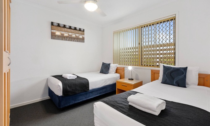 Hillcrest Hotel | Browns Plains Motor Inn