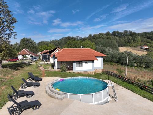 Gornji Milanovac Apartment | Brusnica konaci