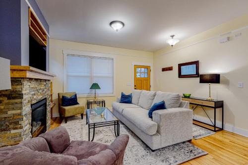 Swannanoa House | Brydcliffe Butte