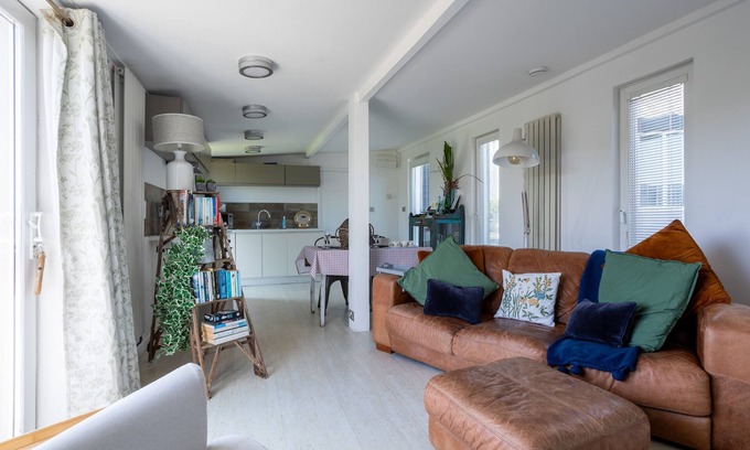 Llanfaelog Cottage | Bryn Bach: Pet-friendly cottage on the Isle of Anglesey