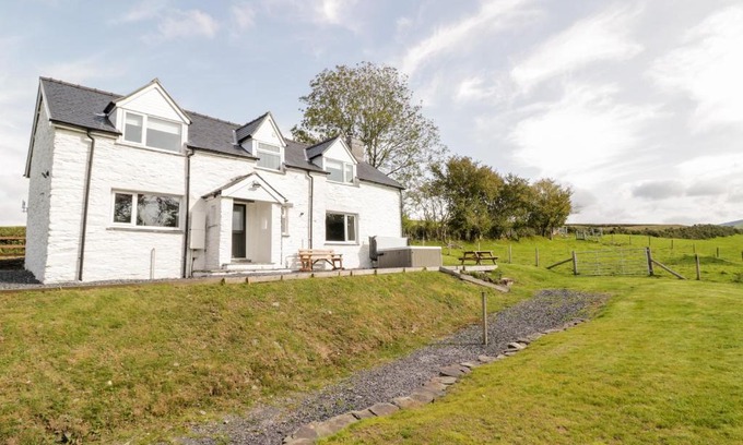 Aberhosan House | Bryndan