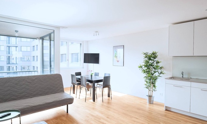 Basel City Centre Apartment | BS Fox III - Messe HITrental Apartment