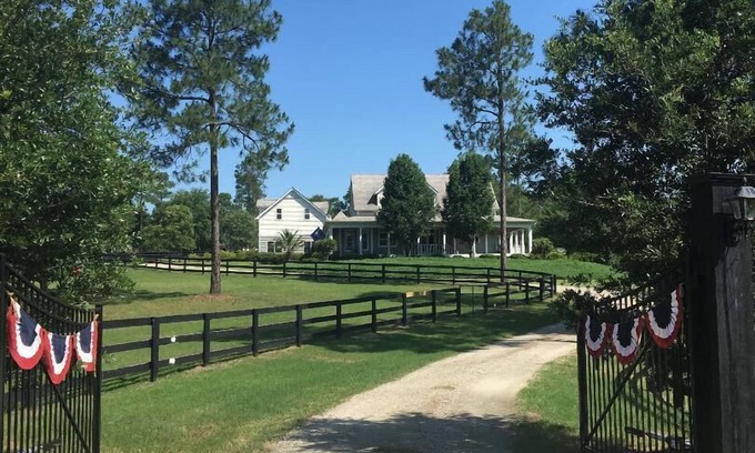 Aiken Apartment | Bucolic rural getaway in the heart of Aiken's premier horse community.