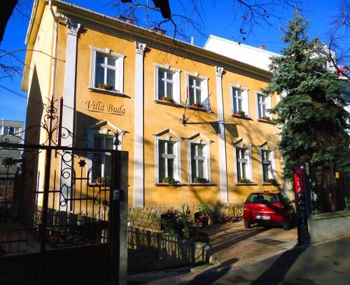 Gyor Bed & Breakfast | Buda Panzió