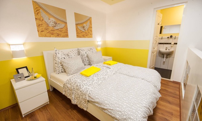 Erzsebetvaros Apartment | Budaguide Central Ap2 ideal for 2-4 people