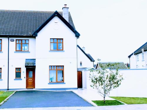 Limerick House | Budget Friendly King Room, Limerick