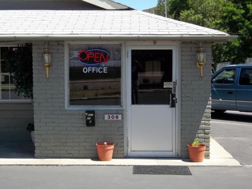 Yreka Hotel | Budget Inn -Yreka