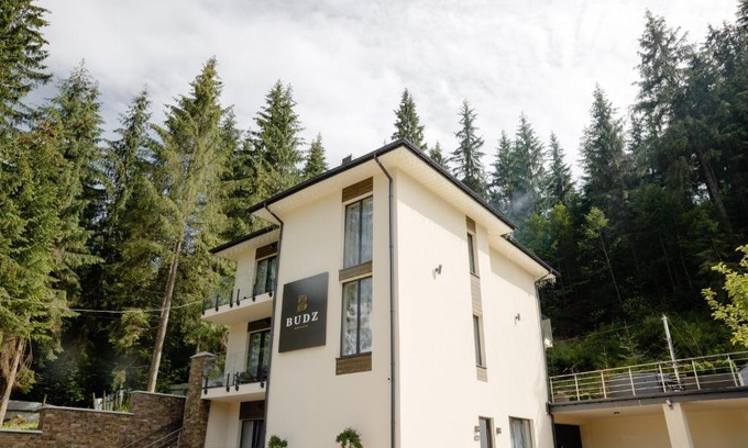 Bukovel Ski Chalet | Budz Карпати