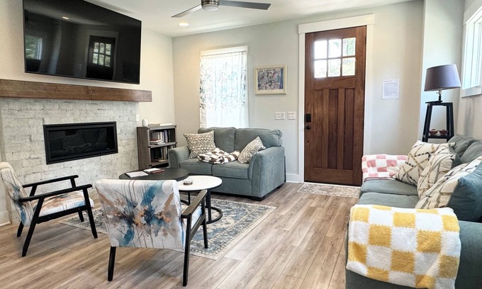 Apex House | Built in 2024: 2100SF, 4-BR, 4-full-BA pet-friendly house in marvelous Apex