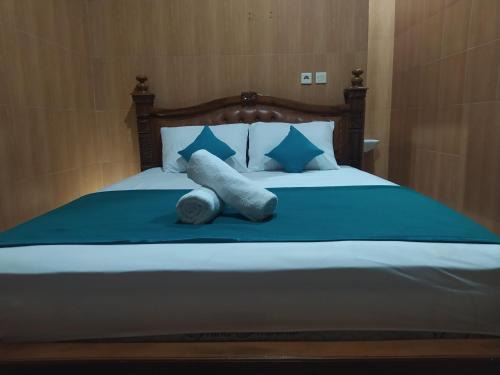 Botoemadeg House | Bukit Sion Room & Tour