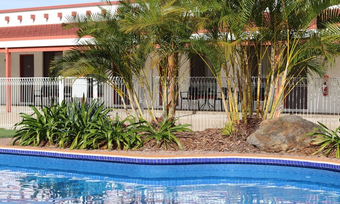 Bundaberg West Hotel | Bundaberg Spanish Motor Inn
