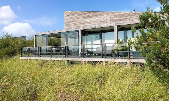 Ouddorp House | Bungalow ∙ 2 bedrooms ∙ 4 guests