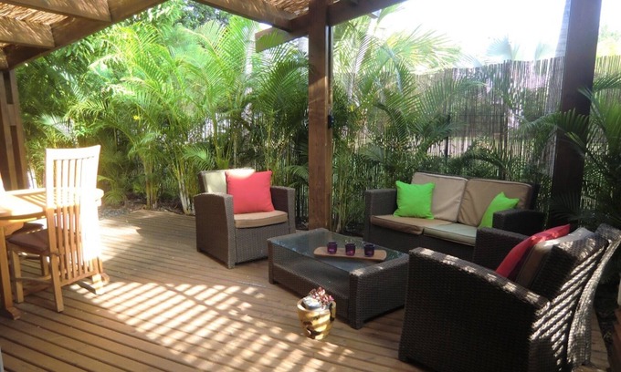 L'Ermitage-les-Bains House | Bungalow and zen terraces nestled in an exotic garden near the lagoon