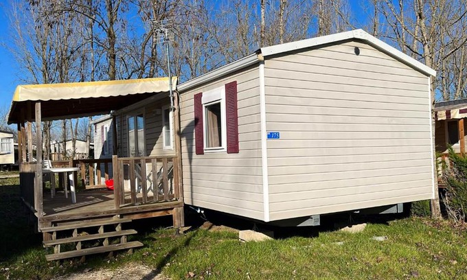 Coulanges House | Bungalow familial avec jardin en Onzain piscine partagee