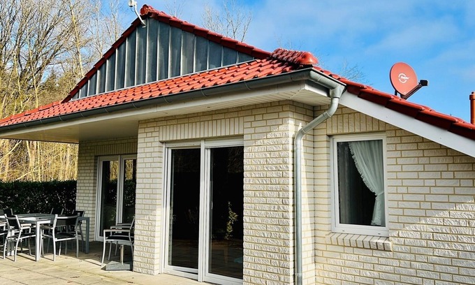 Haren House | Bungalow for 8 guests with 90m² in Haren (267159)