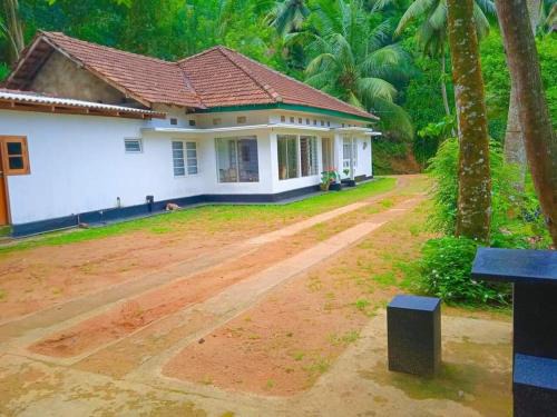 Deniyaya House | Bungalow Heights Deniyaya